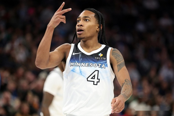 公牛官方宣布迪林厄姆接受手腕手术 切除腱鞘囊肿 恢复期待定